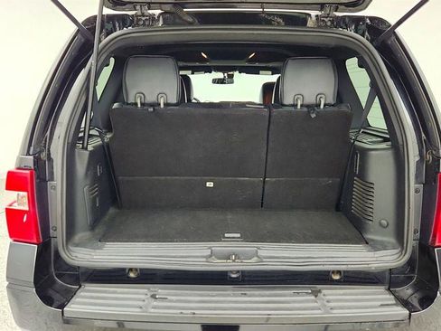 Used 2016 Ford Expedition Limited image 22