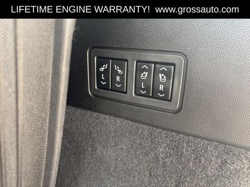 Used 2023 Cadillac XT6 Premium Luxury AWD/4WD image 33