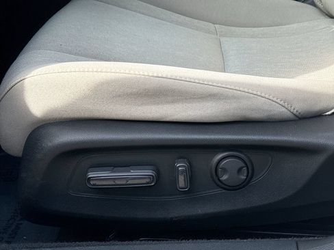 Used 2023 Honda Accord EX image 14
