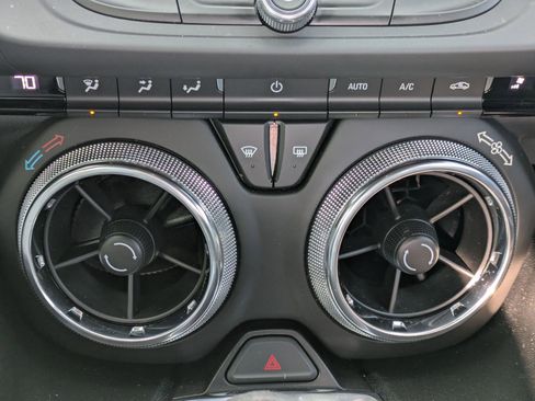 Used 2022 Chevrolet Camaro SS image 26