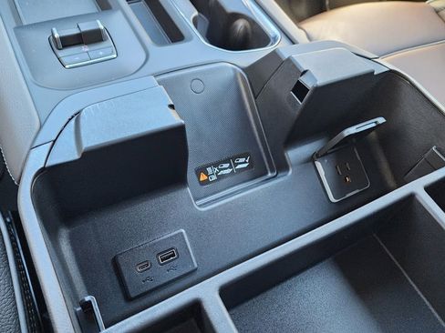 New 2026 GMC Sierra 2500 Denali w/ Denali Reserve Package image 36