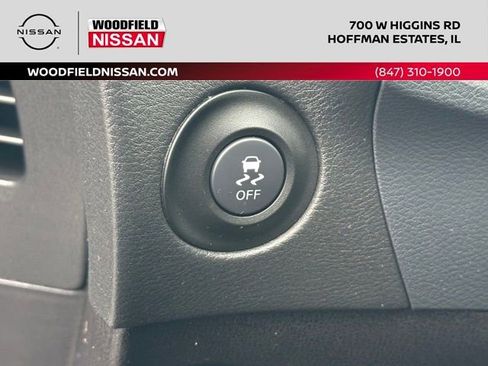 Certified 2024 Nissan Z Performance w/ Floor Mat Package RWD image 25
