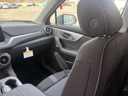 New 2026 Chevrolet Blazer LT image 22