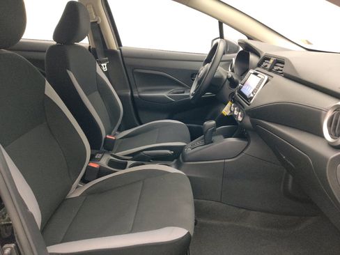 Used 2025 Nissan Versa S FWD image 21