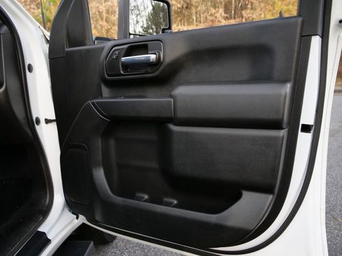 Used 2021 GMC Sierra 3500 2WD Crew Cab w/ Convenience Package image 40