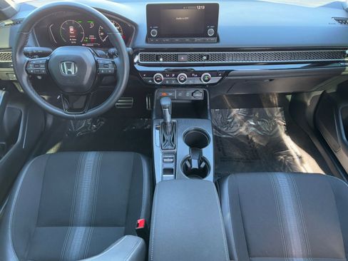 Used 2025 Honda Civic Sport image 15