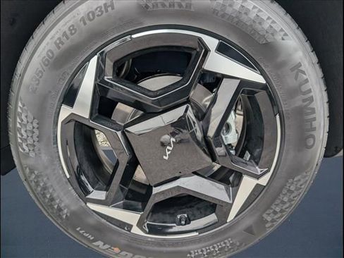 New 2026 Kia Sportage EX image 16