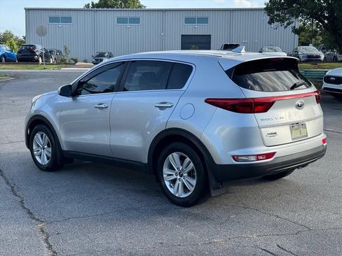 Used 2018 Kia Sportage LX FWD image 5