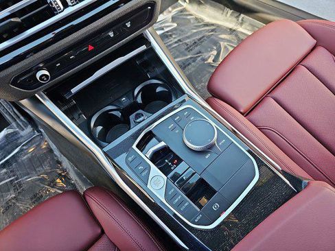 Certified 2024 BMW 330i 330i w/ M Sport Package image 25