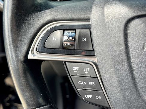 Used 2019 Lincoln Nautilus Reserve AWD/4WD image 24