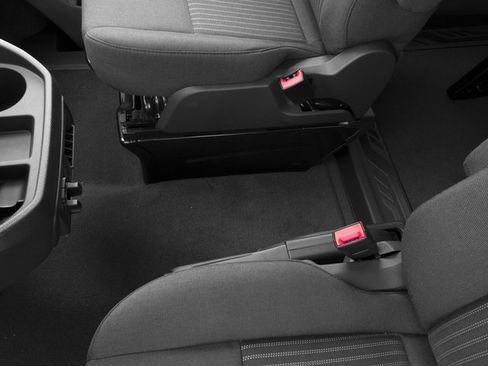 Used 2017 Ford Transit 350 XLT image 18