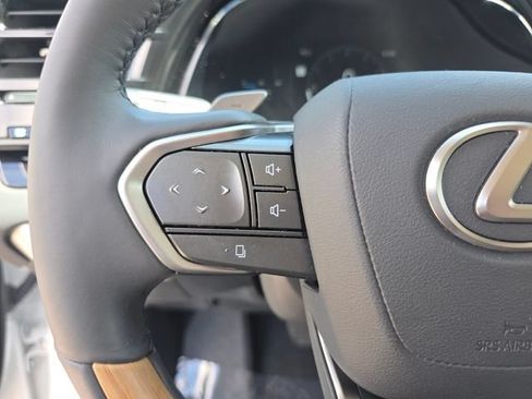 Used 2025 Lexus RX 350 Premium Plus w/ Convenience Package AWD/4WD image 28