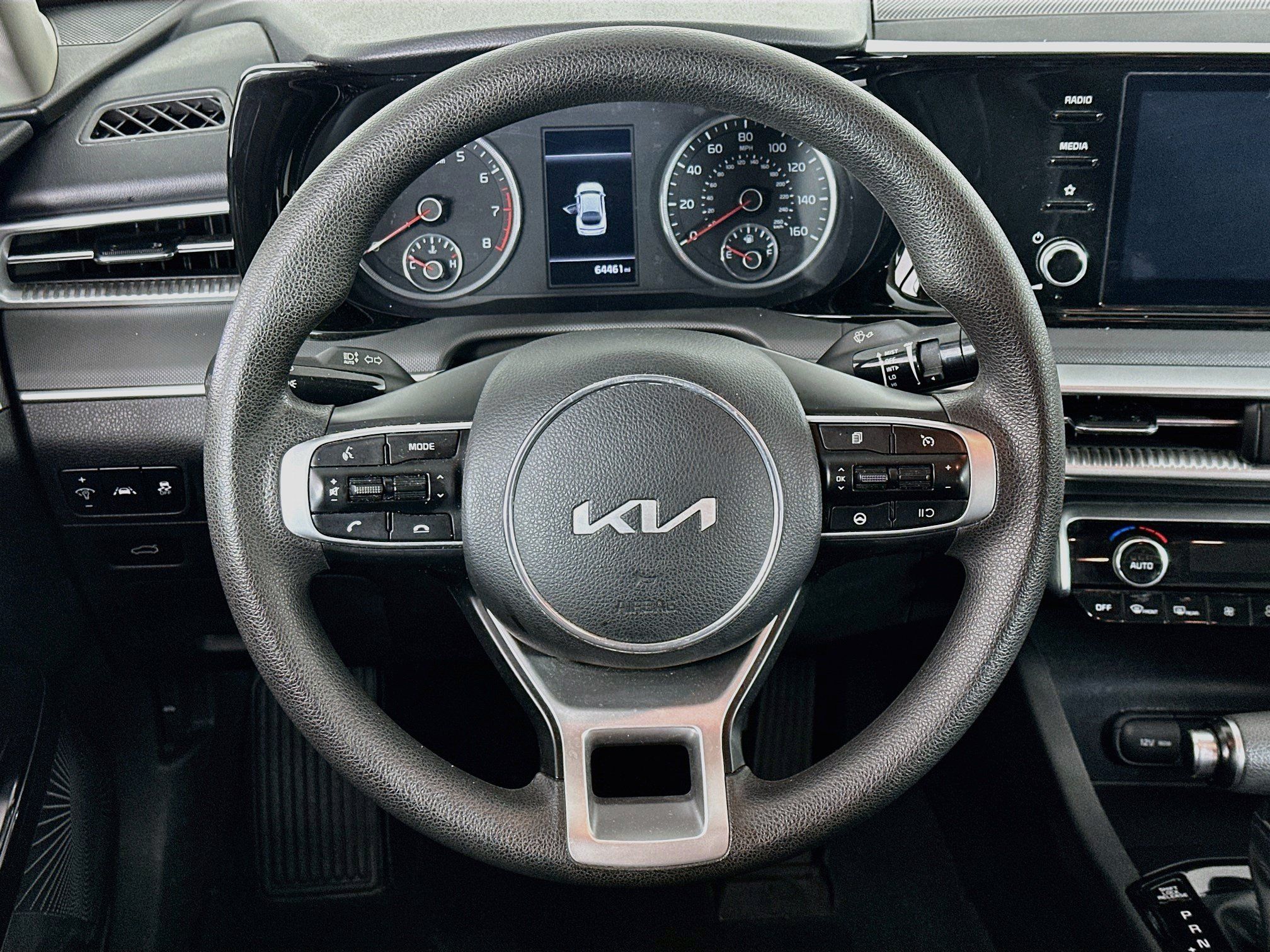 Used 2023 Kia K5 LXS FWD image 18