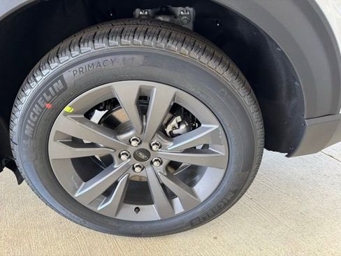 New 2026 Ford Explorer Active w/ Active Comfort Package image 40