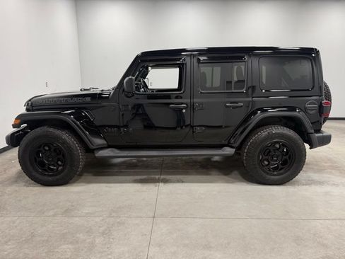 Used 2021 Jeep Wrangler Unlimited Sahara AWD/4WD image 6