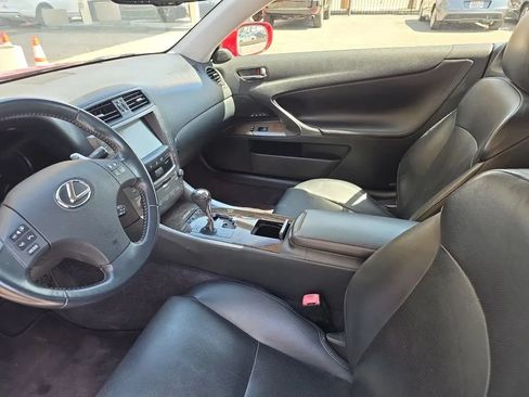 Used 2010 Lexus IS 350C RWD image 11