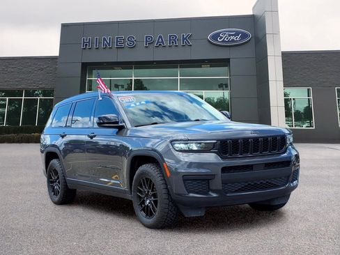 Used 2021 Jeep Grand Cherokee L Laredo w/ Luxury Tech Group I AWD/4WD image 1