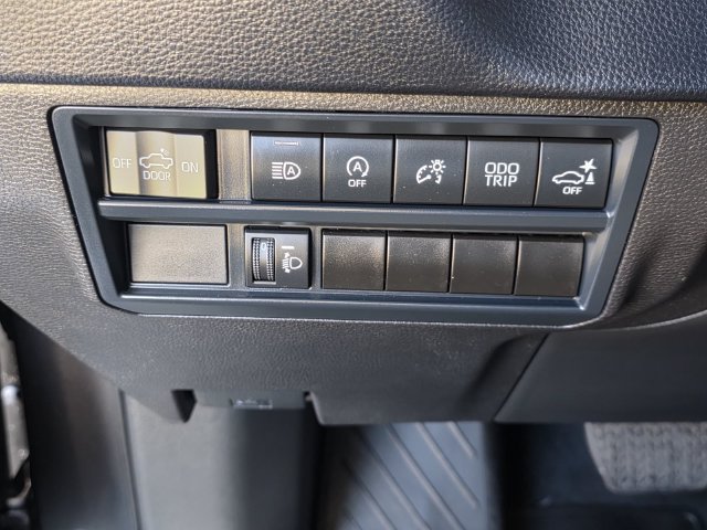 Used 2025 Toyota Tundra SR5 w/ SR5 Convenience Package AWD/4WD image 22