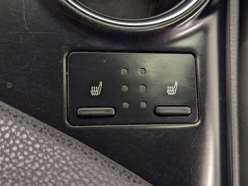 Used 2020 Toyota Camry XSE image 26