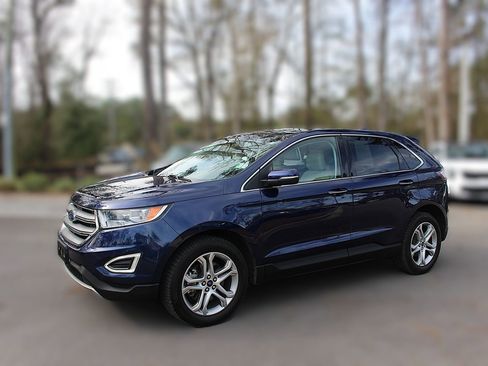 Used 2016 Ford Edge Titanium w/ Equipment Group 301A image 4