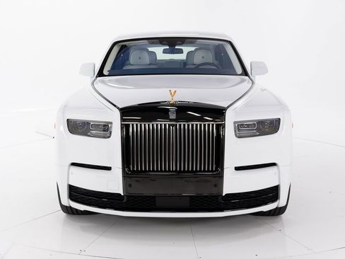 Certified 2023 Rolls-Royce Phantom Sedan image 8