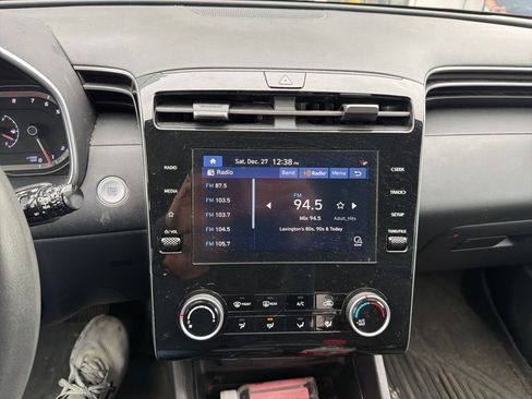 Used 2022 Hyundai Tucson SEL image 11