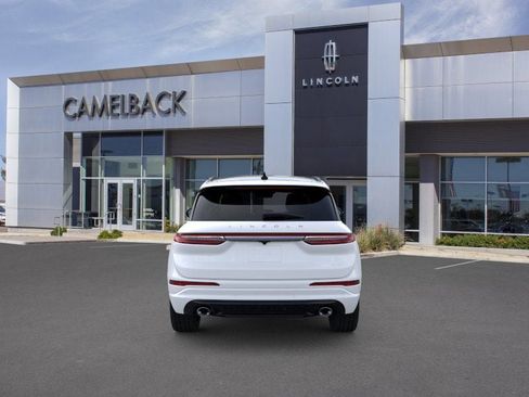 New 2026 Lincoln Corsair Reserve w/ Jet Appearance Package FWD image 34