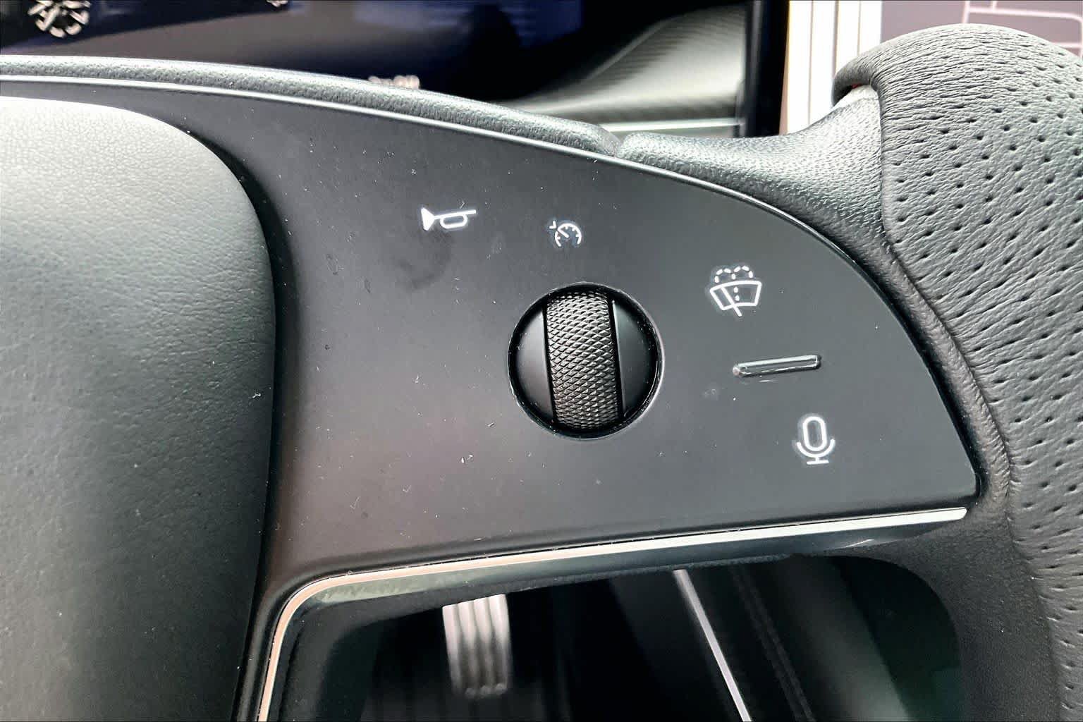 Used 2023 Tesla Model X Plaid AWD/4WD image 21