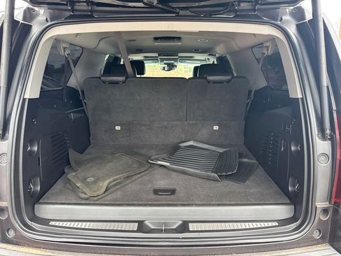 Used 2016 Chevrolet Suburban LTZ AWD/4WD image 21