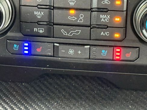 Used 2018 Ford F150 Raptor w/ Equipment Group 802A Luxury image 26