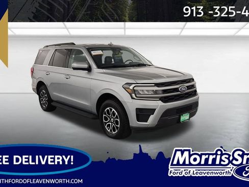 Used 2024 Ford Expedition XLT AWD/4WD image 1