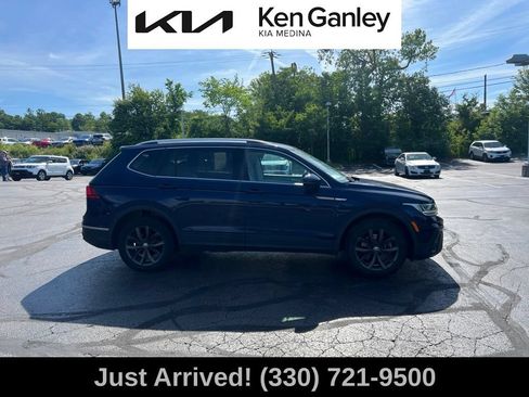 Used 2023 Volkswagen Tiguan SE FWD image 4