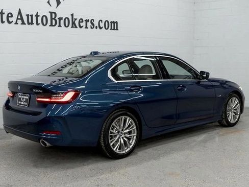 Used 2023 BMW 330e xDrive w/ Premium Package image 42
