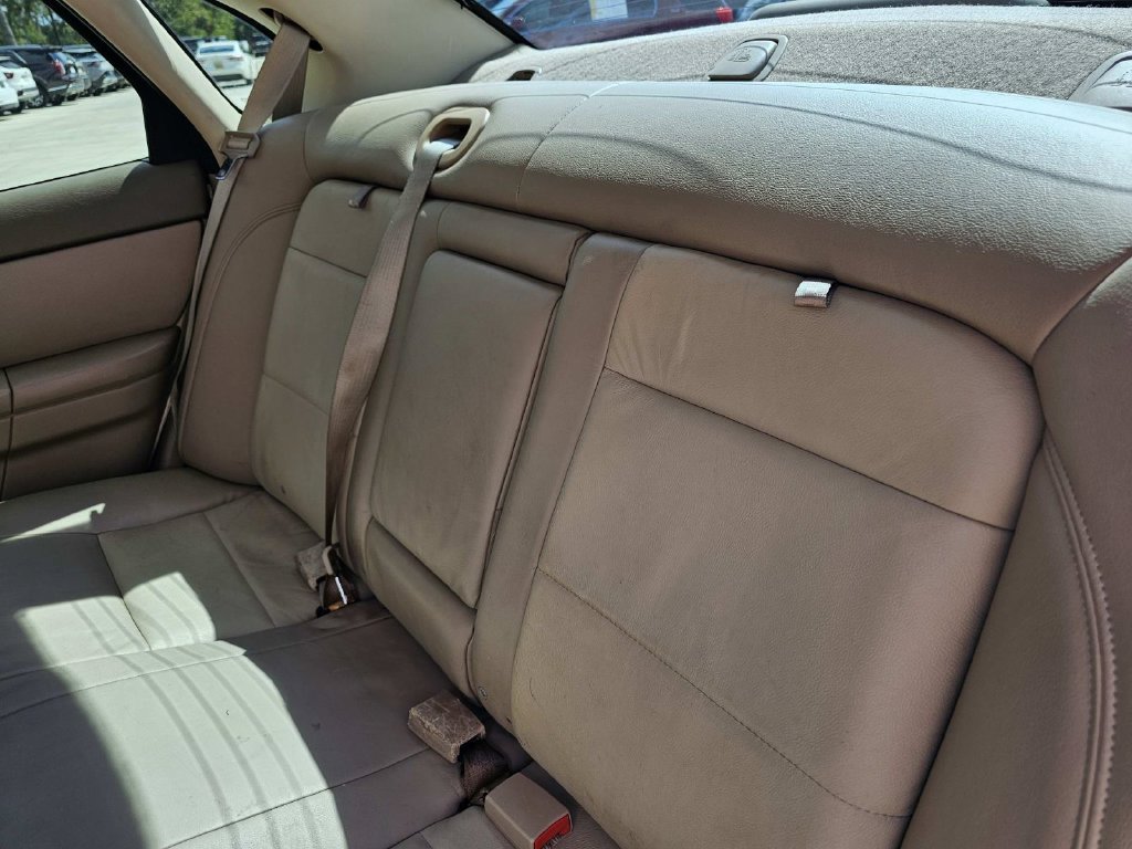 Used 2007 Ford Taurus SEL FWD image 30