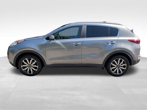 Used 2017 Kia Sportage EX w/ EX Premium Package AWD/4WD image 2