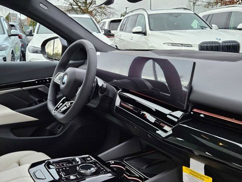 New 2026 BMW 530i xDrive w/ M Sport Package image 12