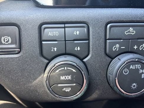 New 2026 Chevrolet Silverado 1500 LT AWD/4WD image 32
