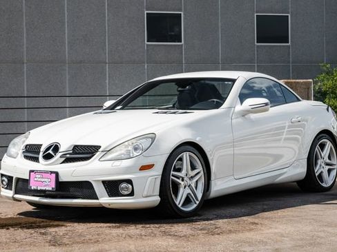 Used 2009 Mercedes-Benz SLK 55 AMG image 24