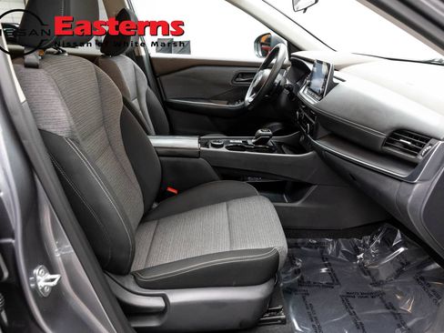 Used 2021 Nissan Rogue S AWD/4WD image 24