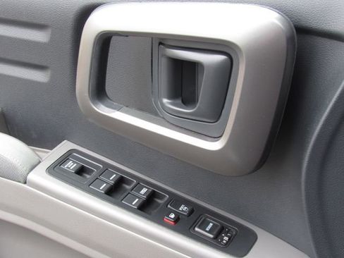 Used 2013 Honda Ridgeline RTS image 33