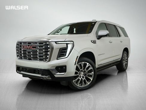Used 2025 GMC Yukon Denali w/ Denali Reserve Package AWD/4WD image 1
