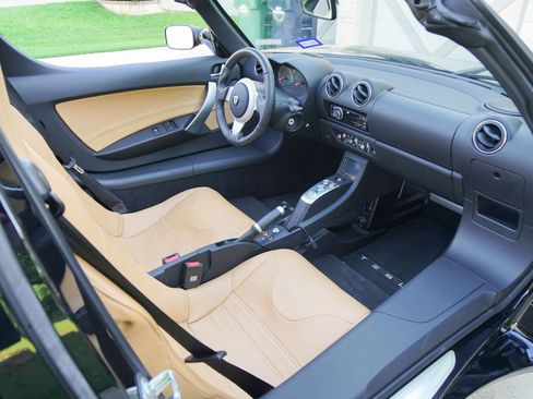 Used 2010 Tesla Roadster RWD image 32