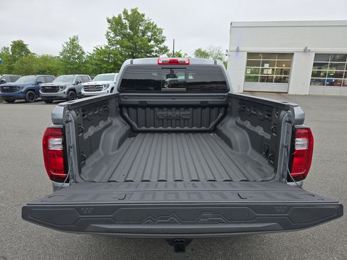 Used 2025 GMC Canyon Elevation w/ Convenience Package AWD/4WD image 5