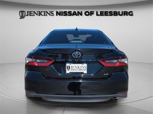 Used 2023 Toyota Camry LE image 10