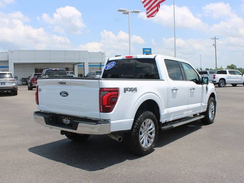 Used 2024 Ford F150 Lariat w/ Equipment Group 502A High AWD/4WD image 9