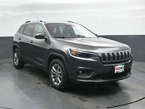 Used 2021 Jeep Cherokee Latitude Lux w/ Comfort/Convenience Group AWD/4WD image 6