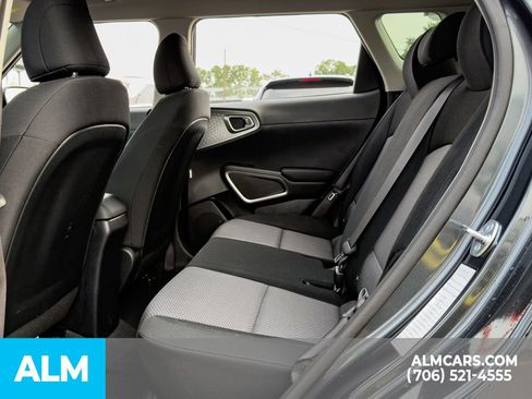 Used 2025 Kia Soul LX w/ LX Technology Package FWD image 10