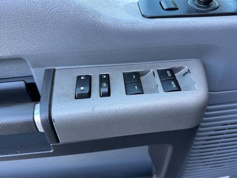 Used 2013 Ford F550 2WD Crew Cab Super Duty w/ Payload Upgrade Pkg image 11