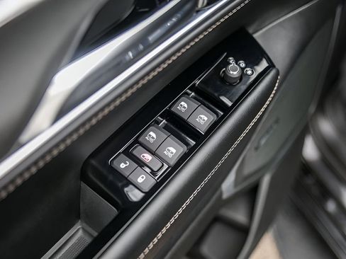 Used 2023 Jeep Wagoneer Series II image 23