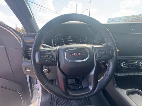 Used 2024 GMC Sierra 2500 AT4 w/ AT4 Premium Plus Package AWD/4WD image 14